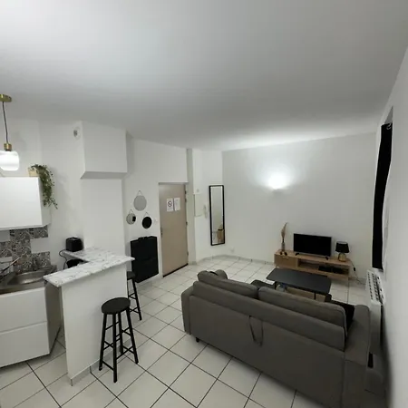 App T1 Bis Centre Apartman